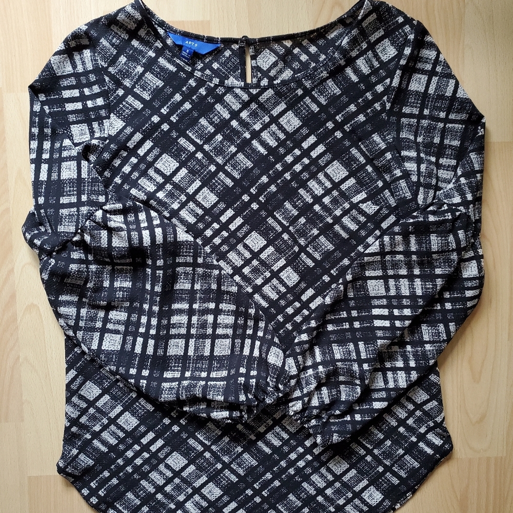 🖤APT9 blouse